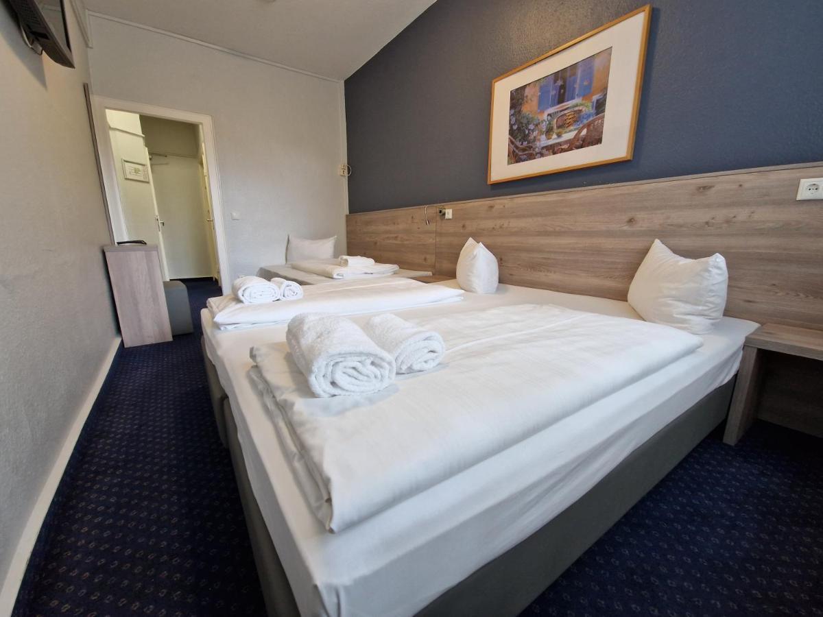 Hotel Mercedes/Centrum Hamburg Kültér fotó